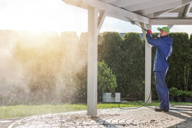 Best Animal Enclosure Cleaning  in Bedford Hills, NY